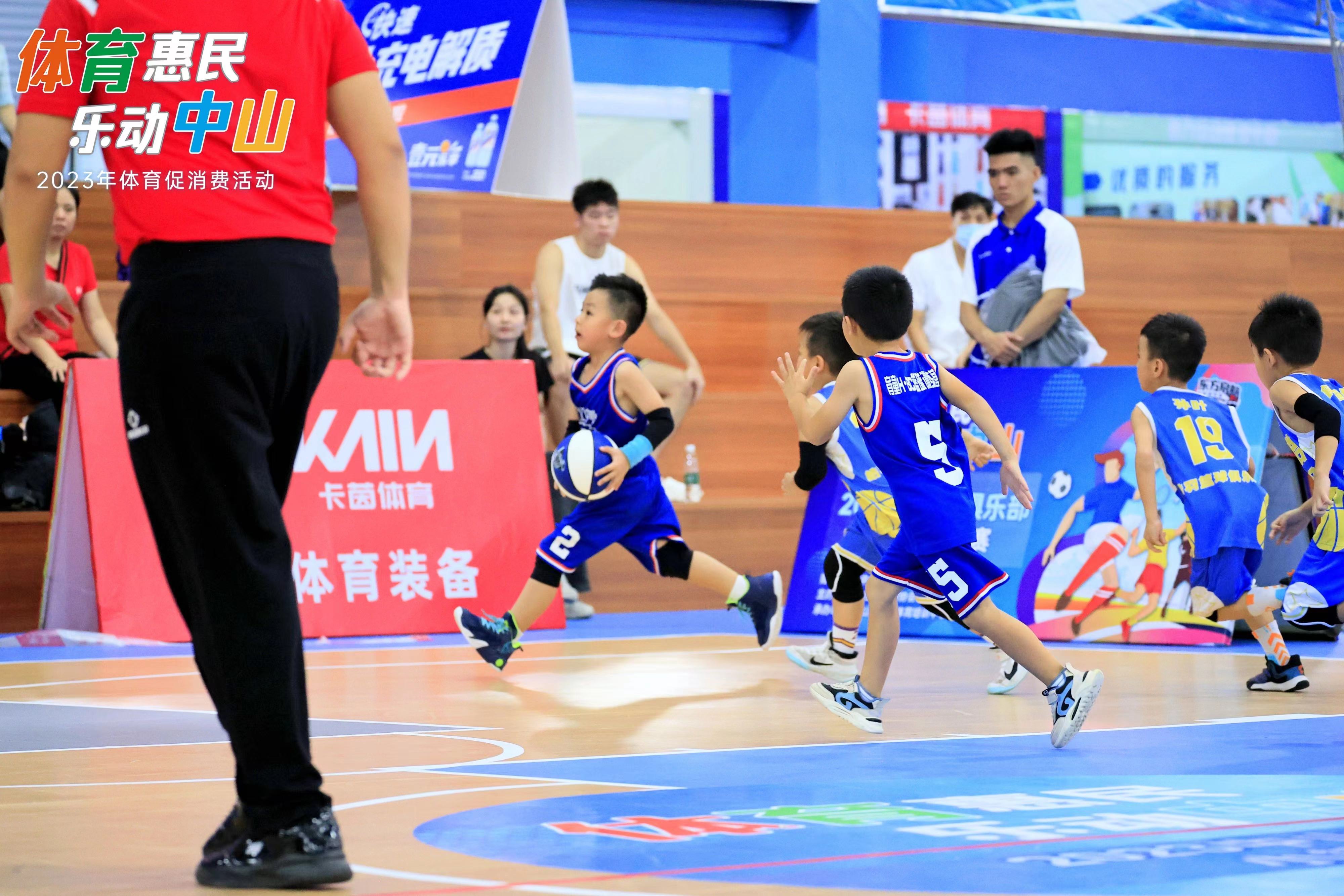 包含B体育官方网址：青少年篮球培训市场规范化，保障健康成长的词条